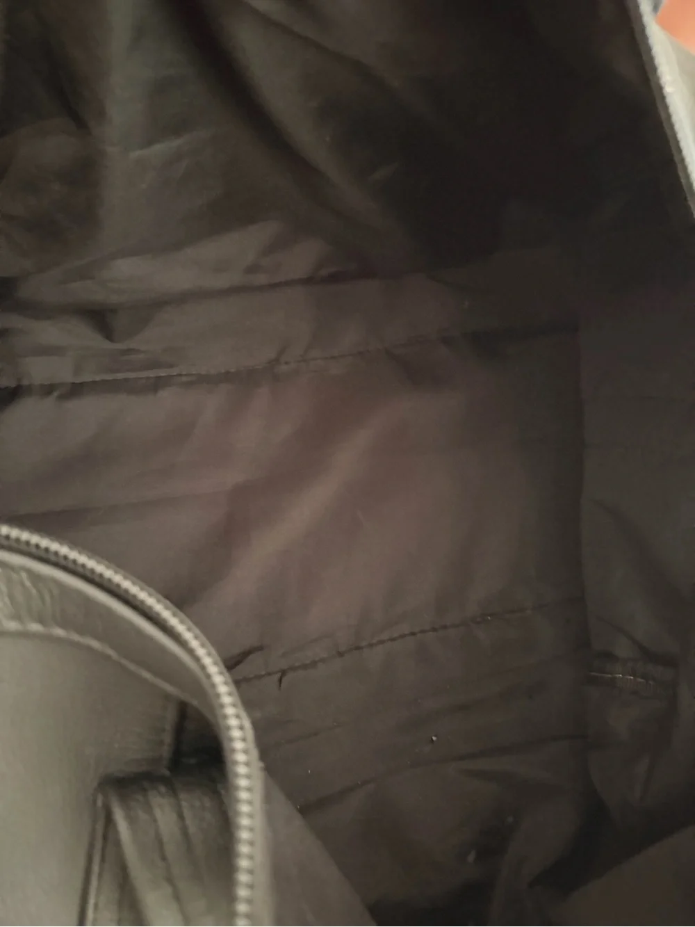 Men's Black Leather Travel Bag